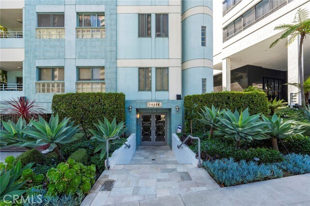 Building Photo - 10336 Wilshire Blvd