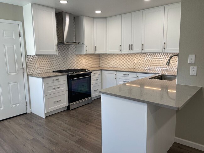 Building Photo - 1175-1177 RICKEY DRIVE