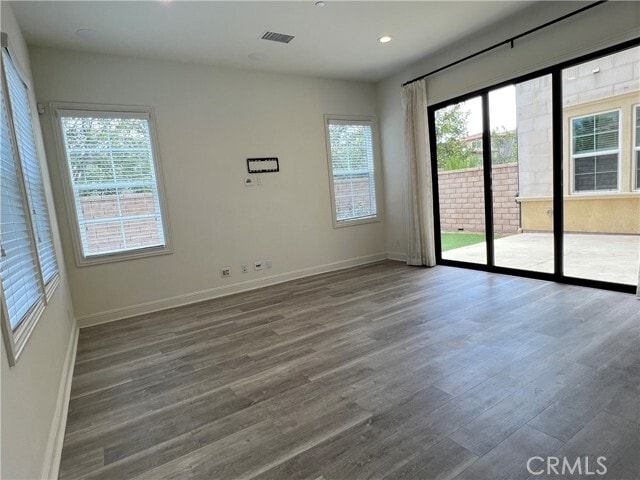 Building Photo - 5 Zion Dr
