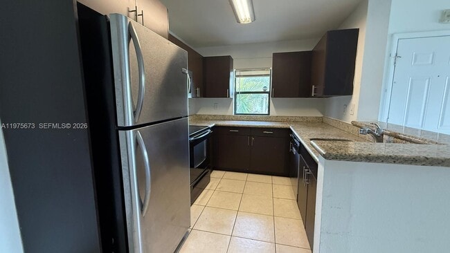 Building Photo - 3965 NW 87th Ave