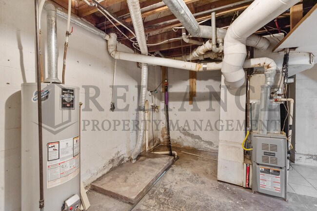 Building Photo - 5110 E Pawnee St