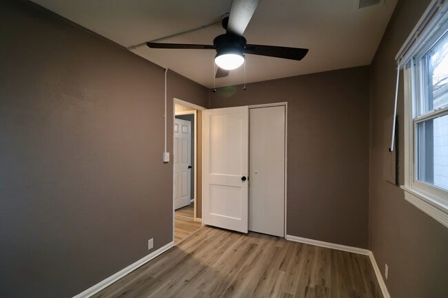 Building Photo - 237 S Kaley St