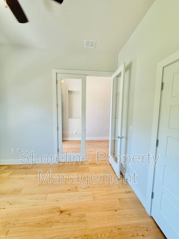 Building Photo - 4014 W Farm View Dr