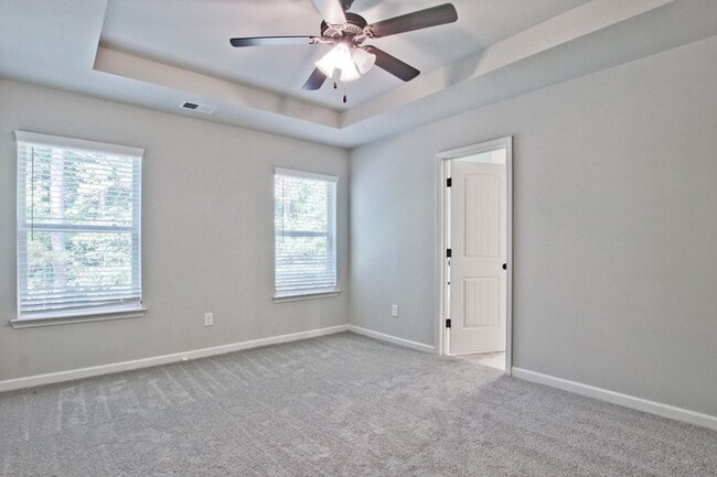 Building Photo - 4165 Shoals Ln