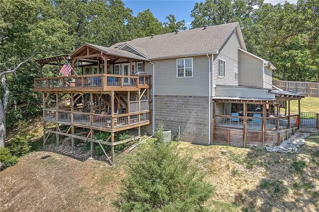 Building Photo - 11766 Valleyview Ln