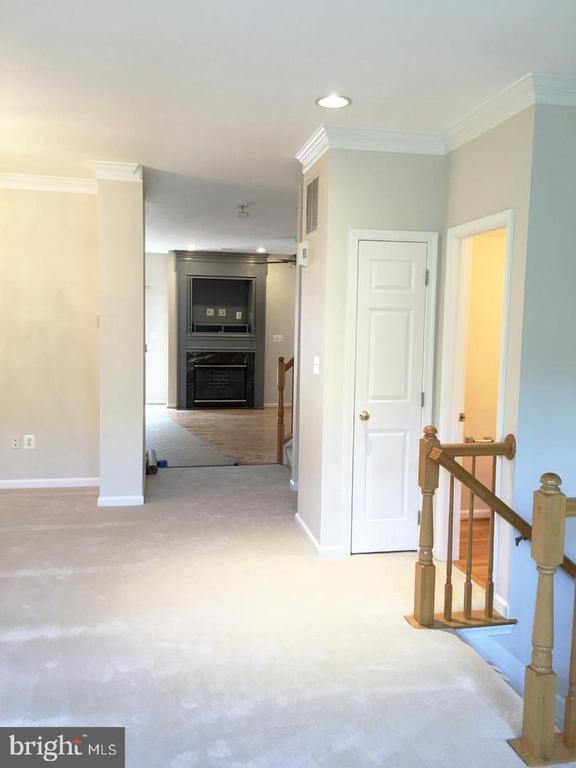 Building Photo - 6264 Shackelford Terrace