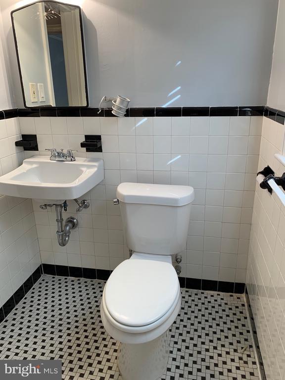 Building Photo - 2601 16th St S