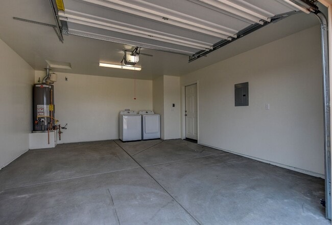 Building Photo - 3850 E Teri Ct