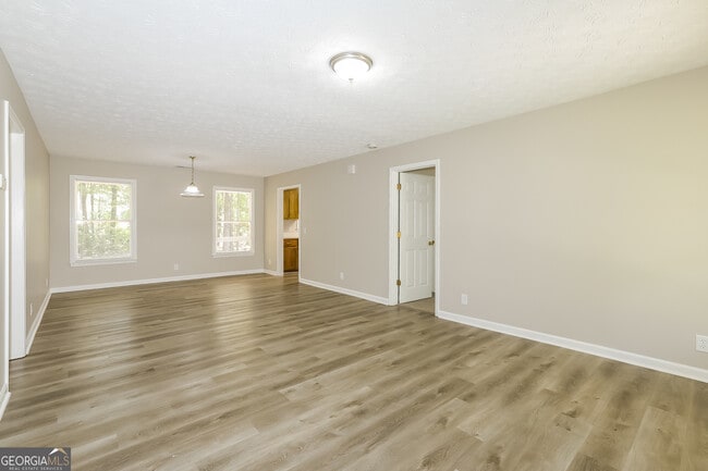 Building Photo - 1224 Claywill Cir