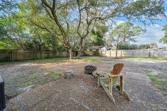 Building Photo - 358 Kepner Dr NE