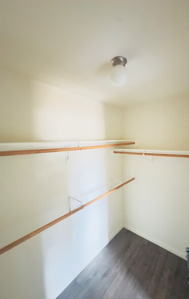 Building Photo - 1417 Cottonwood Trail