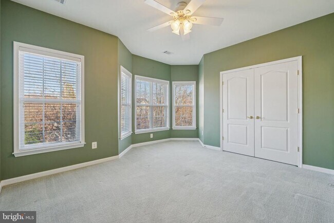 Building Photo - 21590 Merion St