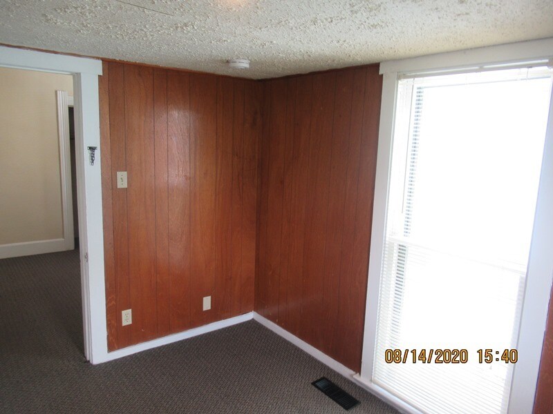 Building Photo - 320 E Cottage Grove Ave