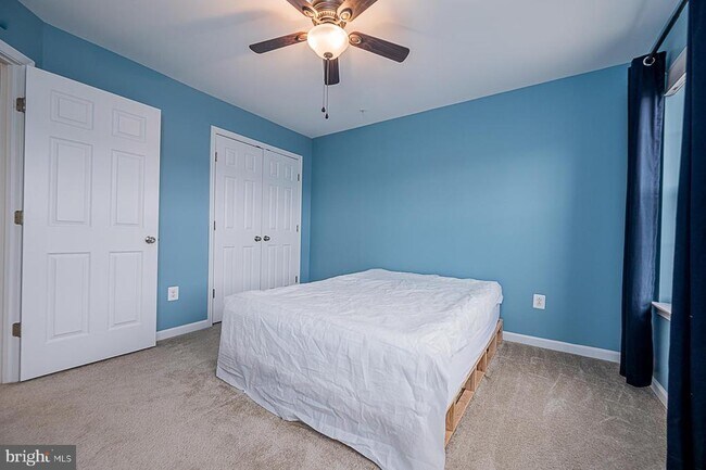 Building Photo - 6748 Green Mill Way