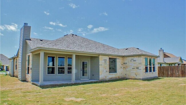 Building Photo - 336 Jake Dr