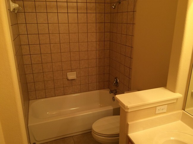 Building Photo - 2613 National Park Blvd