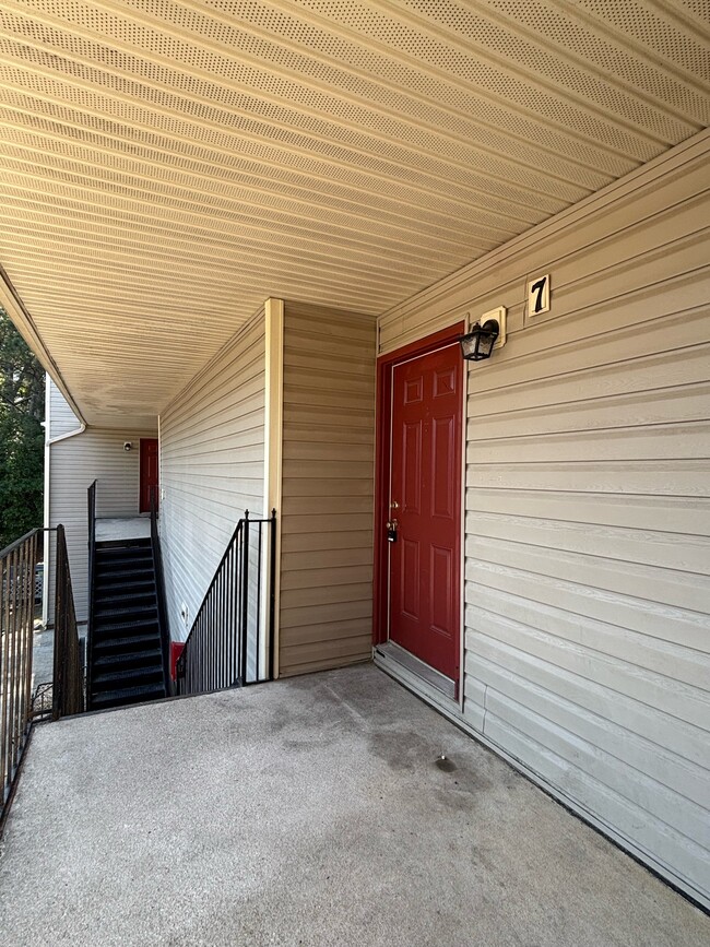 Building Photo - 6403 Starbrook Dr