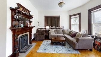 Building Photo - 97 Hawthorne St