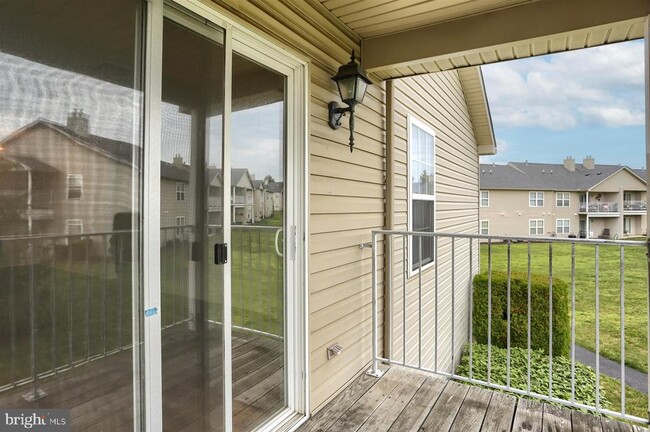 Building Photo - 122 Cardinal Ln