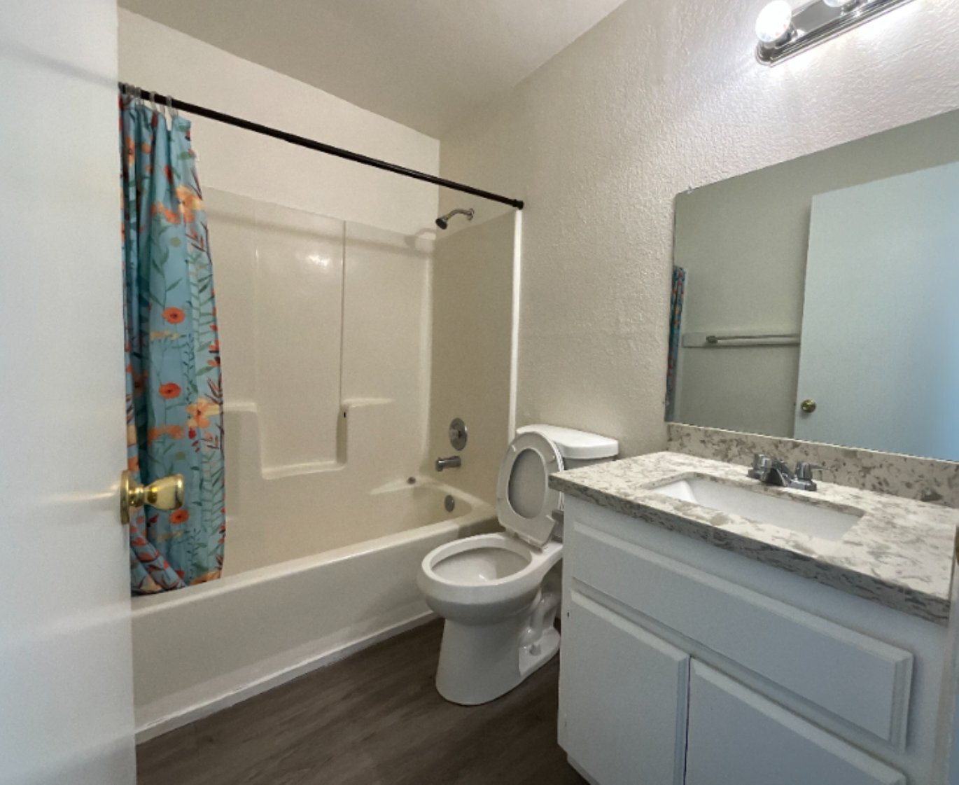 Building Photo - 15866 Sago Rd