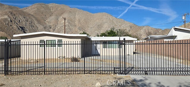 Building Photo - 21780 Snow View Dr