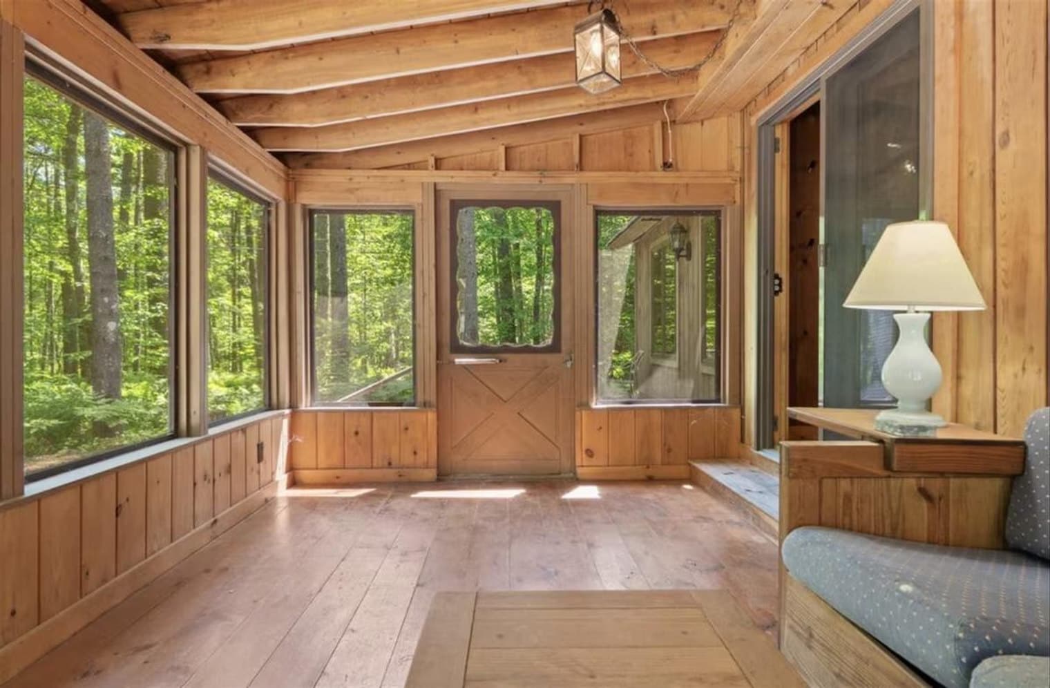 Building Photo - 46 Christmas Tree Ln