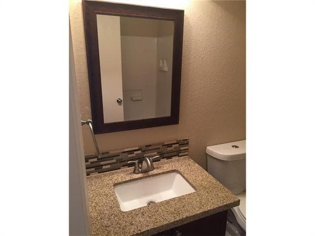 Building Photo - 6812 Valleycreek Dr
