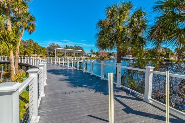 Building Photo - 4632 Marine Pkwy
