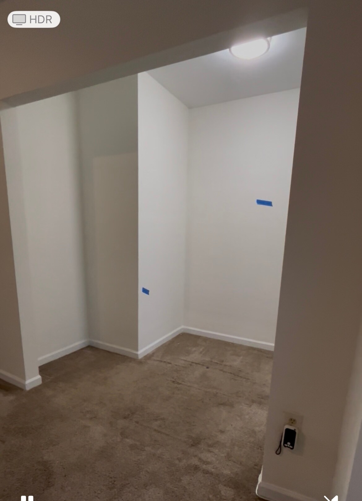 Building Photo - 23 Bonheim St