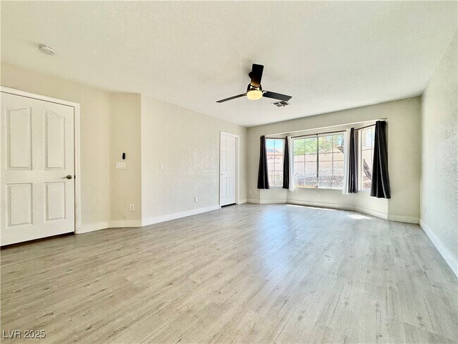 Building Photo - 24 Myrtle Beach Dr