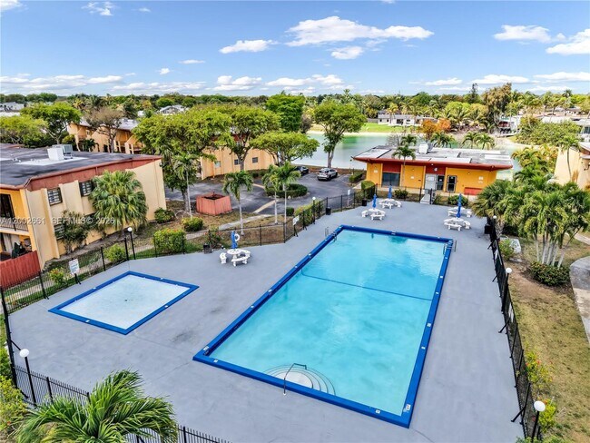 Building Photo - 13731 SW 84th St