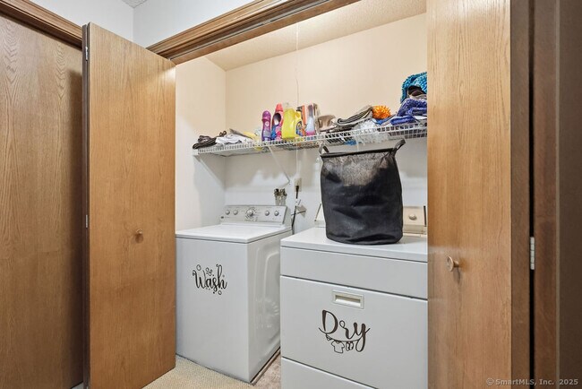 Building Photo - 25 Washington St