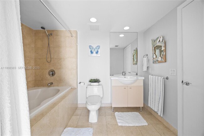 Building Photo - 1830 S Ocean Dr