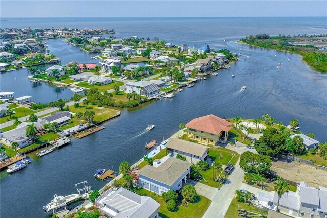 Building Photo - 3272 Minnow Creek Dr