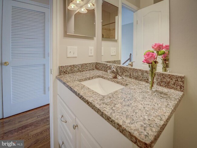 Building Photo - 42451 Magellan Square
