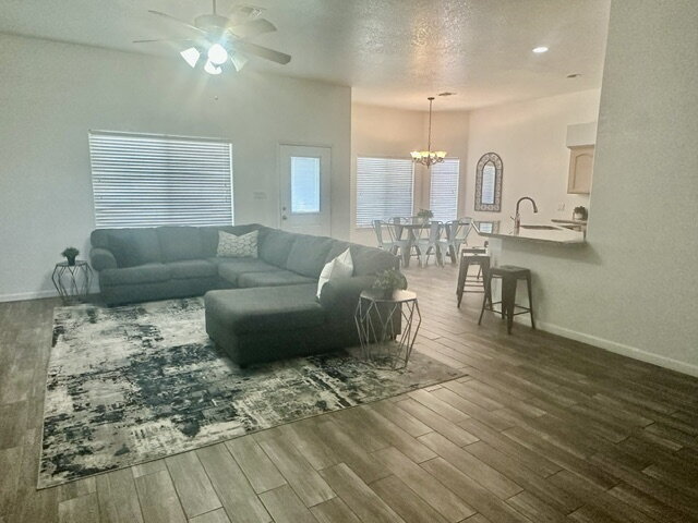 Building Photo - "Gorgeous 4-Bedroom, 2 Bathroom Pool Home ...
