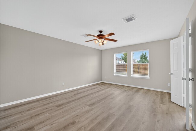 Building Photo - 13206 Barton Meadow Ln
