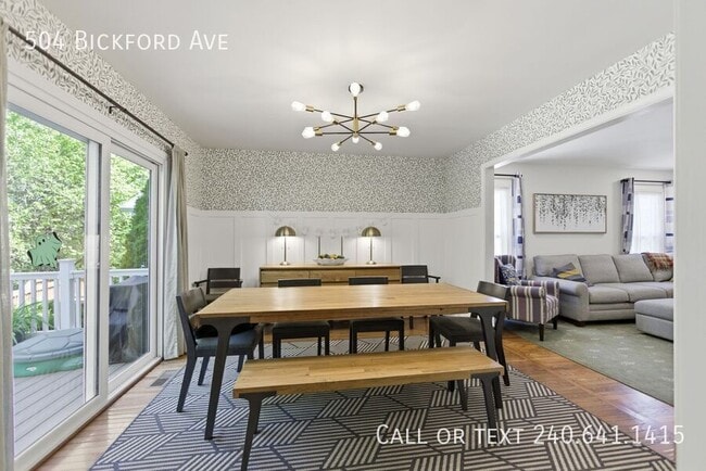Building Photo - 504 Bickford Ave