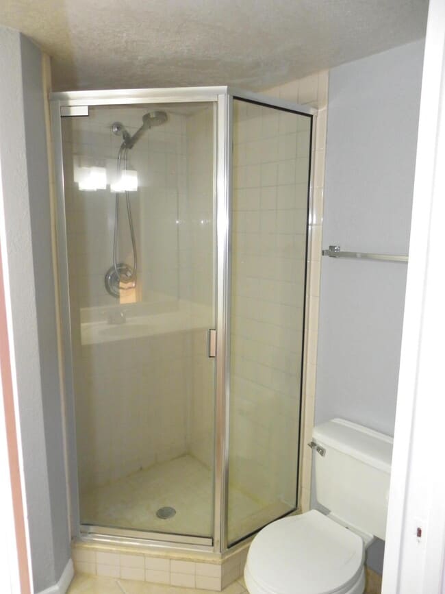 Building Photo - 8116 Severn Dr