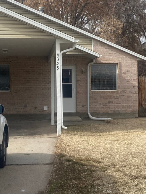 Building Photo - 4359 S 950 W St