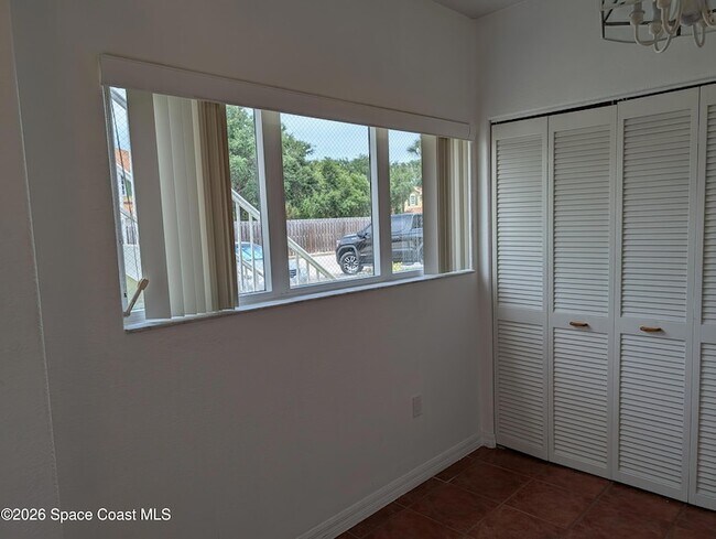 Building Photo - 313 Ocean Park Ln