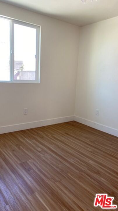 Building Photo - 5856 Arlington Ave
