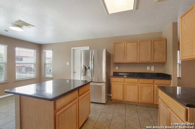 Building Photo - 7414 Forest Edge