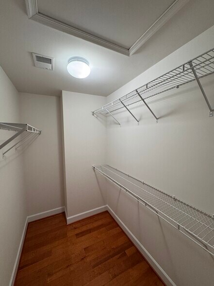 Master bedroom walk-in closet - 14627 Weeburn Way
