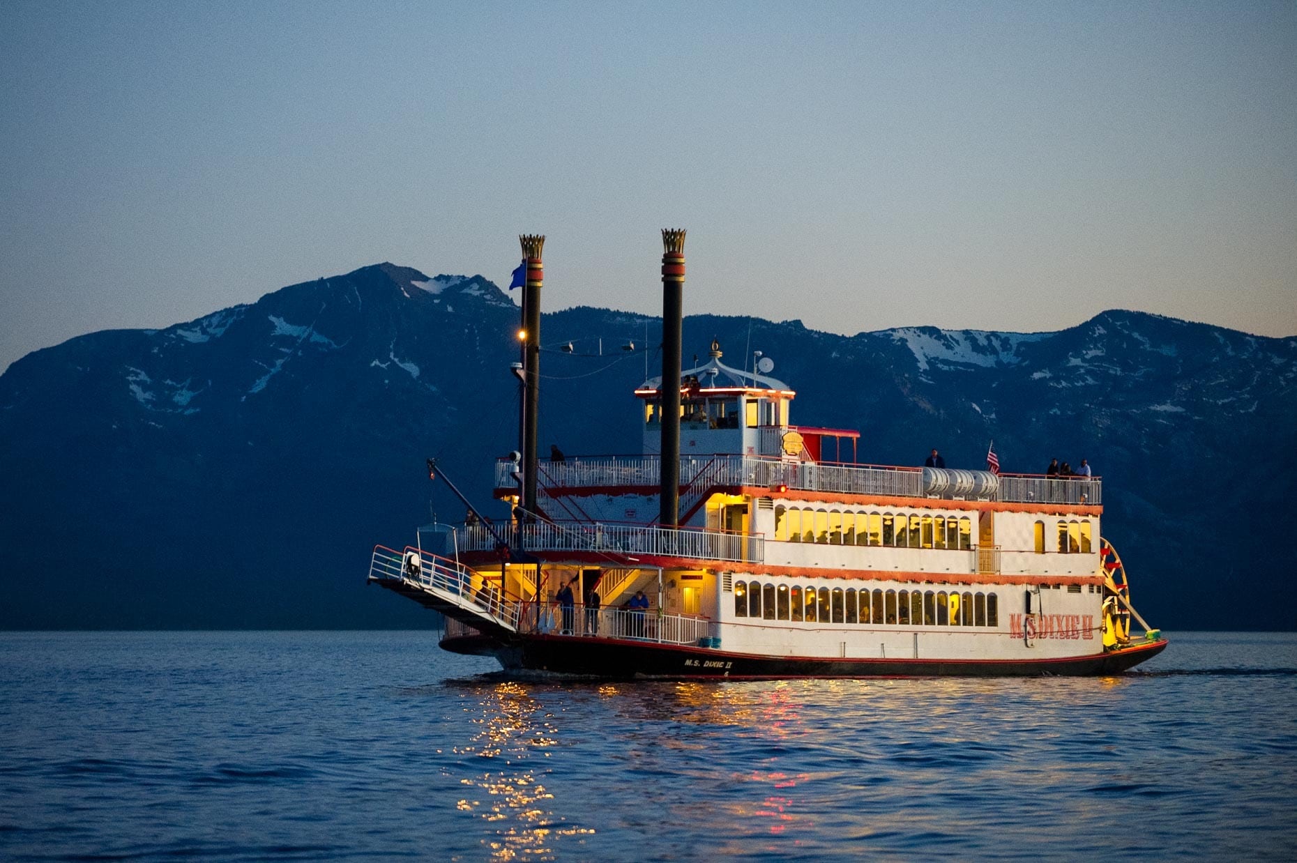 Tahoe Queen - 400 Fairview Blvd