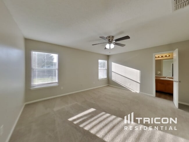 Building Photo - 3784 Lauren Crest Ct