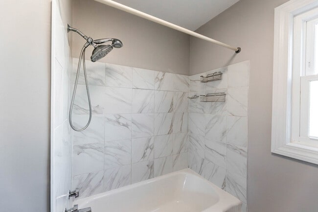 Building Photo - 4856 Wick Dr