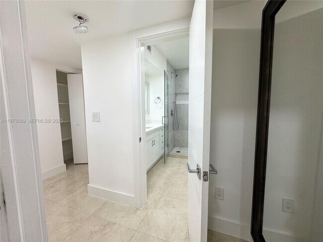 Building Photo - 3768 NE 167th St