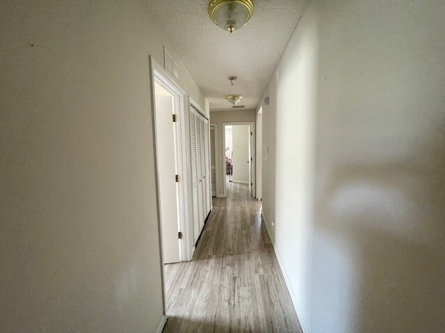Building Photo - 736 Wynfield Cir