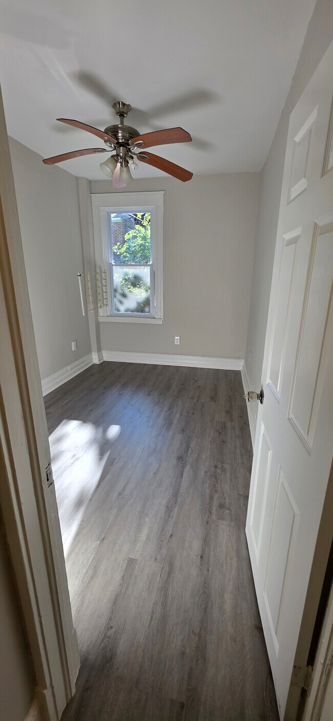 Building Photo - 2434 Druid Park Dr